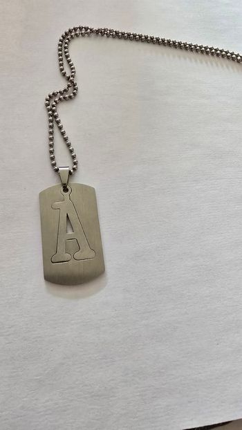 Pendentif lettre A