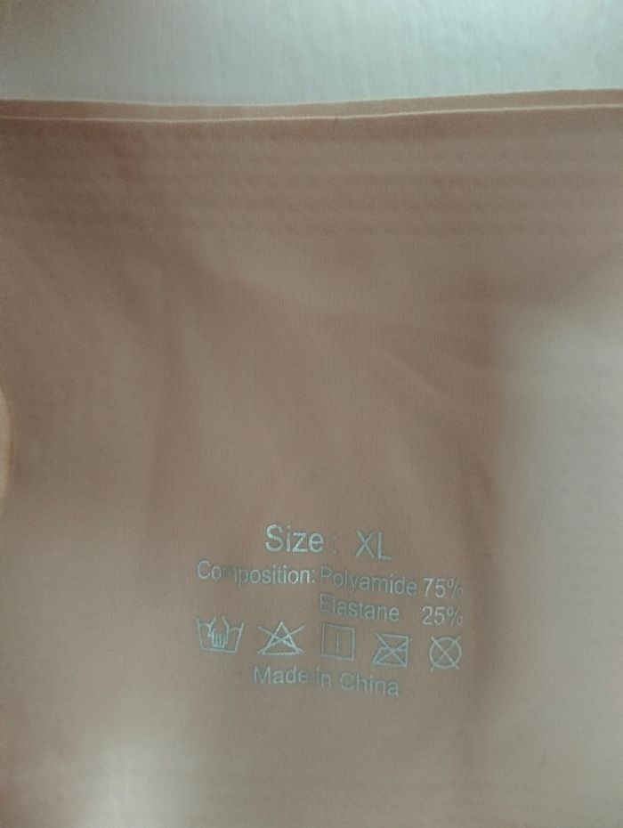 Brassière XL neuve - photo numéro 2
