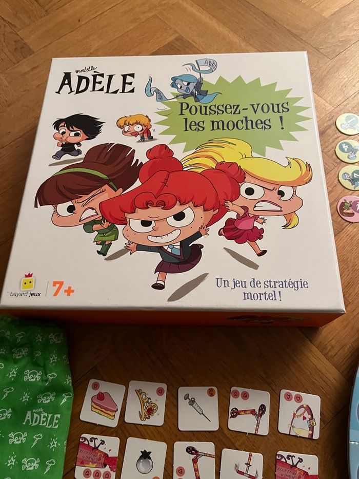 Mortelle Adèle Poussez-vous les moches de Bayard Jeux - photo numéro 1