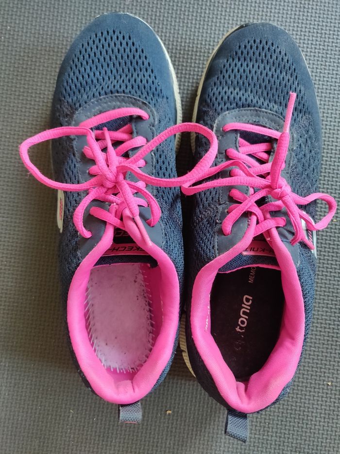 Skechers semelles à mémoire de forme marine et fushia taille 40 - photo numéro 2