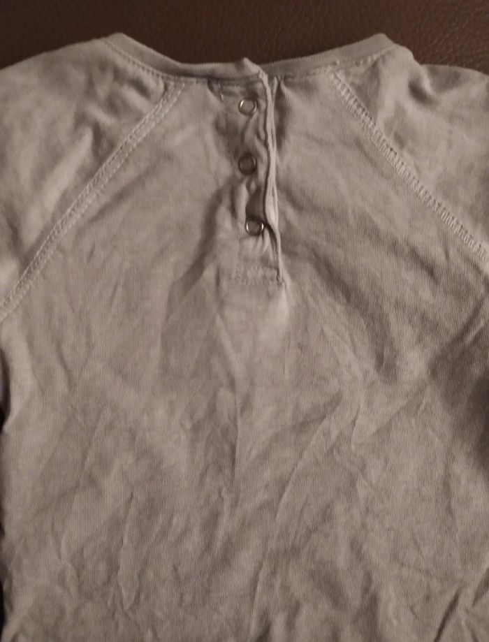 T.shirt AC/DC 6 mois - photo numéro 3