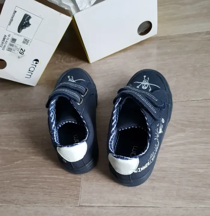 Baskets à scratchs taille 27 neuves eram - photo numéro 10