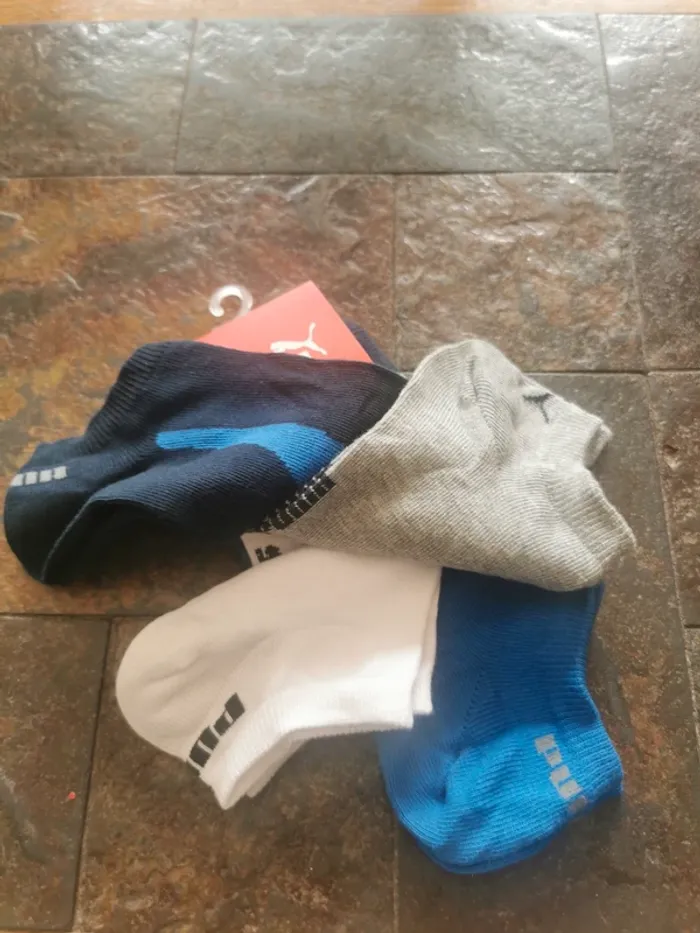 Lot de 4paires de chaussettes puma neuf - photo numéro 3