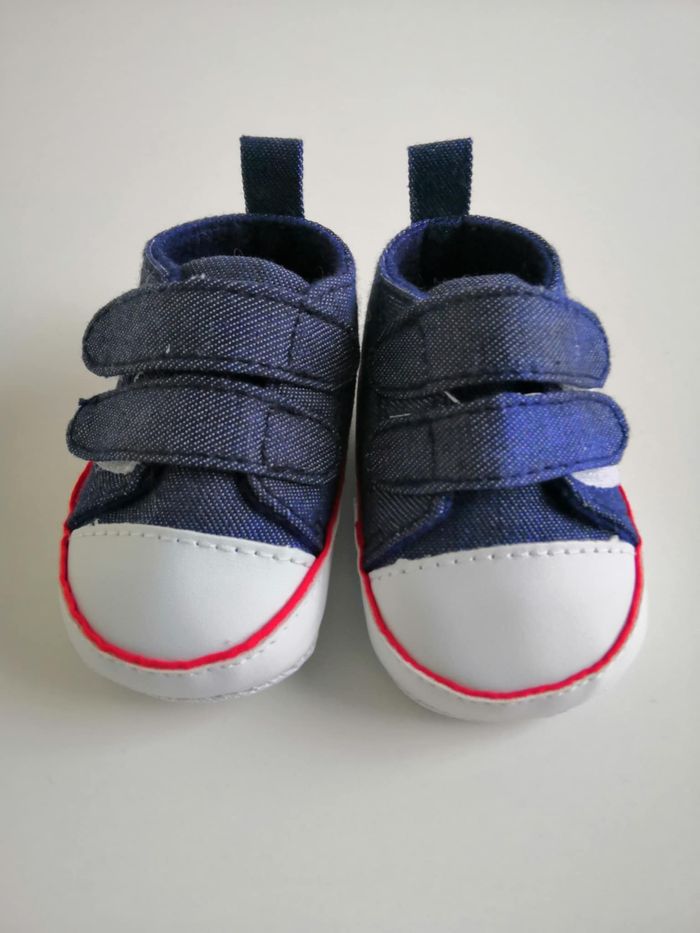 Chaussures pour bébé Hoodadoo Pointure 16/17