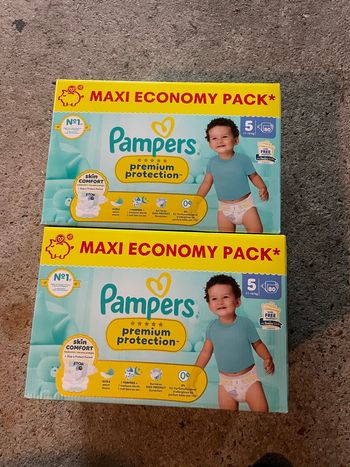 Vents pack 2 cartons Pampers taille 5 premium 