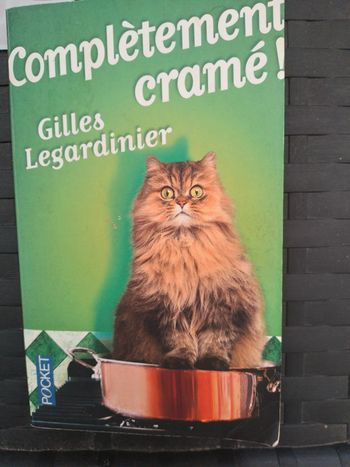 Livre complètement cramé