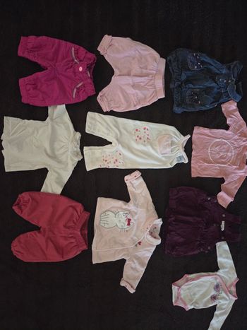 Lot de vêtements 1 mois fille