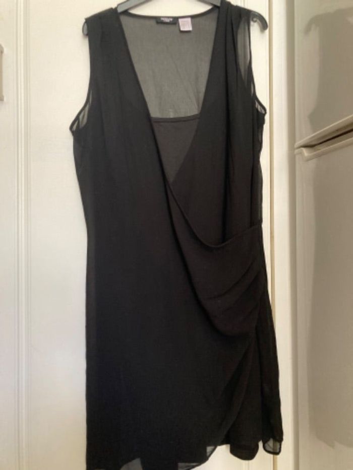 Robe noire drapée + doublure taille 44