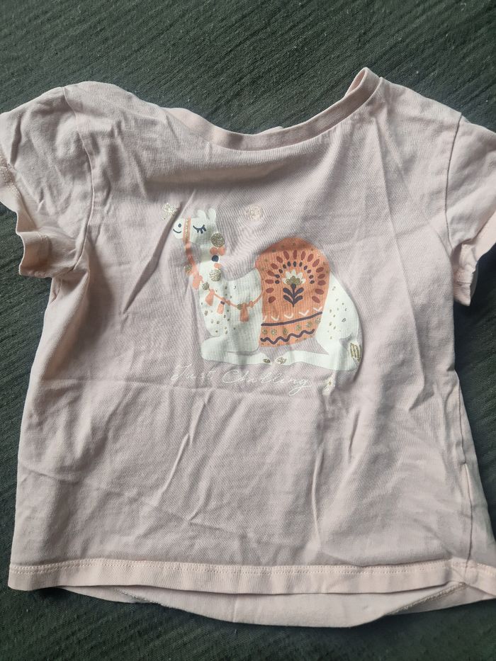 Lot t shirts