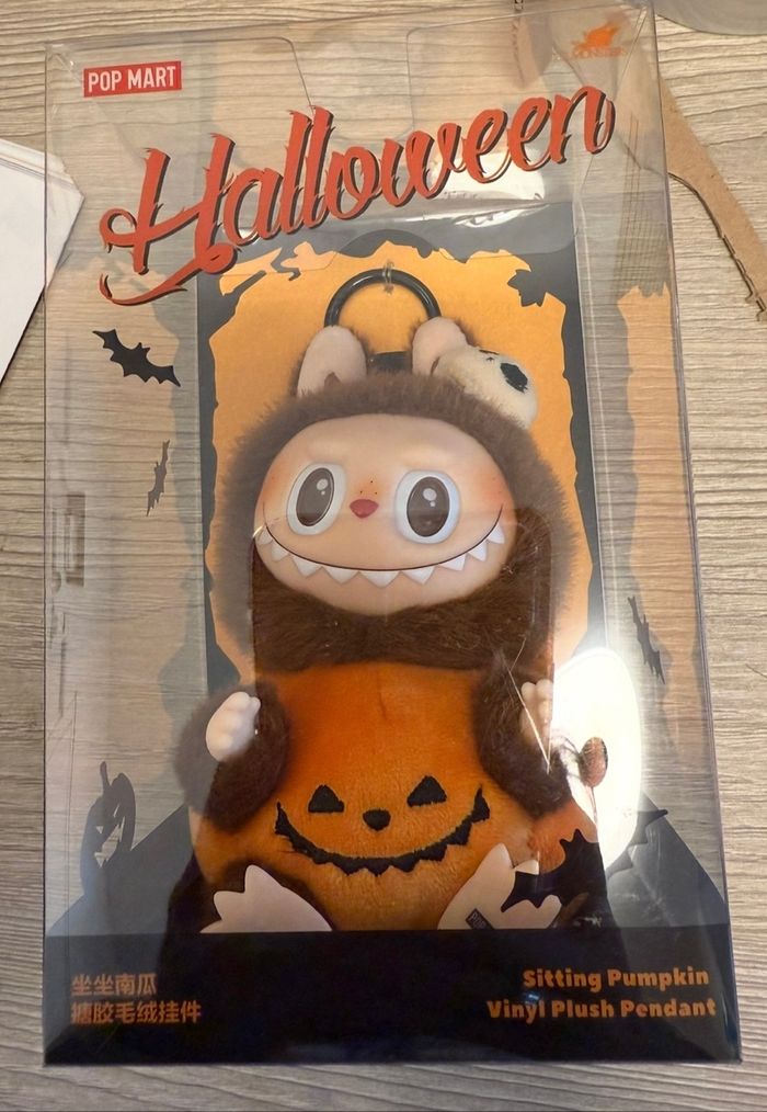 Labubu Halloween