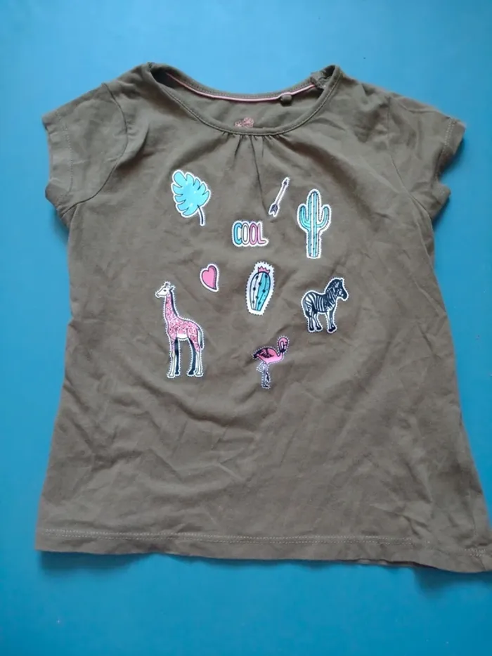 T shirt lupilu taille 3/4 ans