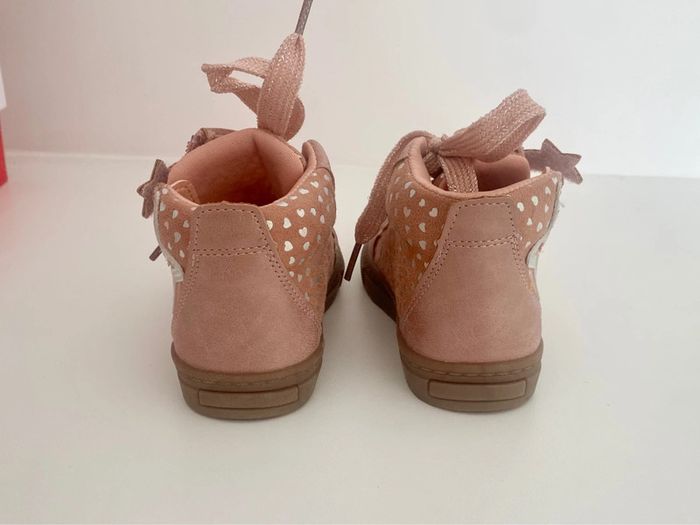Chaussures montantes Mini & Girls taille 21 NEUVES - photo numéro 7