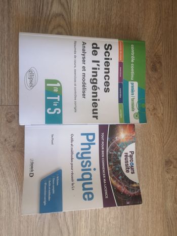 Livres sciences de l'ingénieur et physique. 1e et tle S