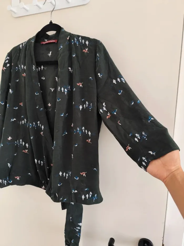 Belle blouse Comptoir des cotonniers modèle Big cœur style cache coeur 40 - photo numéro 5