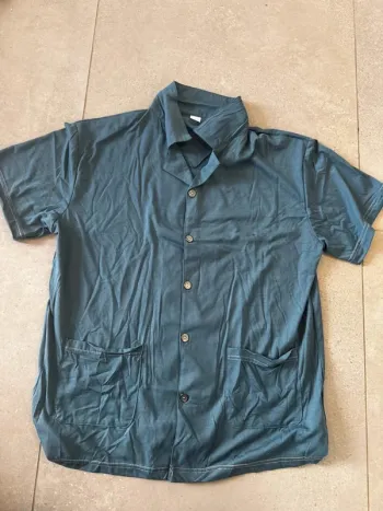 Chemise 3XL, très bon état