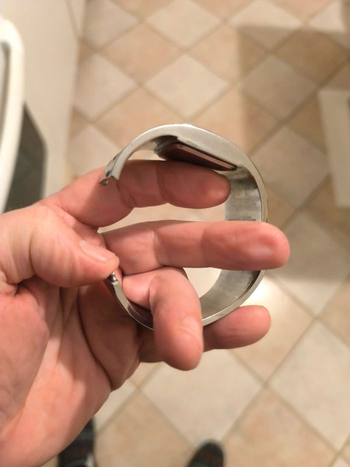 Montre femme
Il faut remettre une pile
Neuve - photo numéro 4