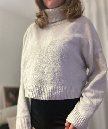 Pull manche longue col roulé blanc cassé