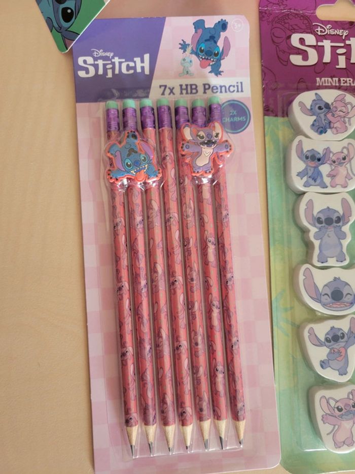 Trousse, crayons, gommes Stitch - photo numéro 2