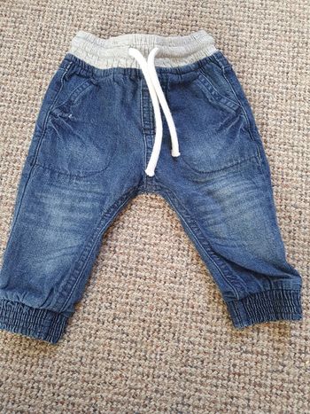 Jean taille 3 mois