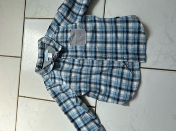 Chemise à carreaux