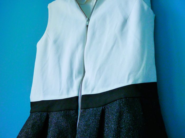 Robe zippée femme maje S 36 fêtes blanc noir paillettes TBE - photo numéro 3