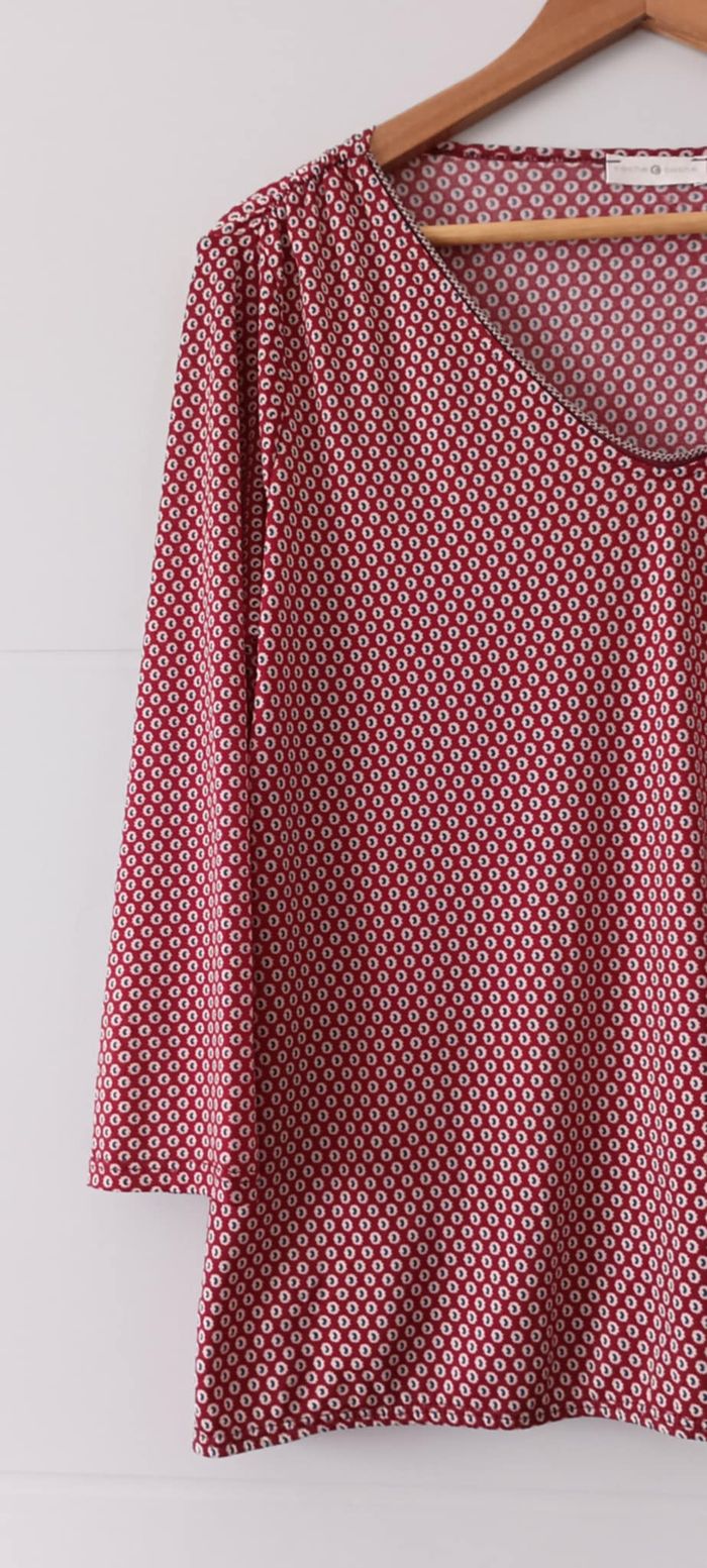 Blouse imprimée col V manches 3/4 "Cache Cache" Taille 2 - photo numéro 6
