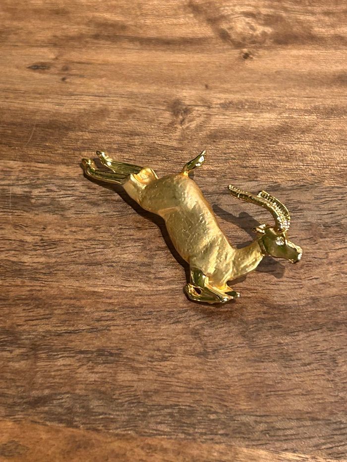 Broche - photo numéro 2