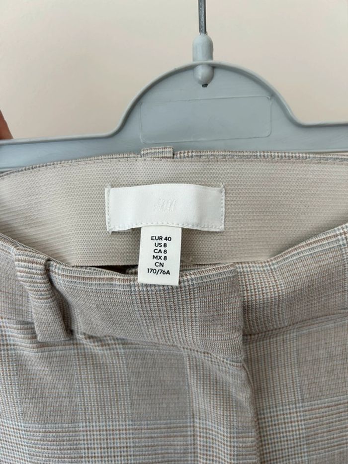 Pantalon ajusté à carreaux • H&M • taille 40 - photo numéro 3