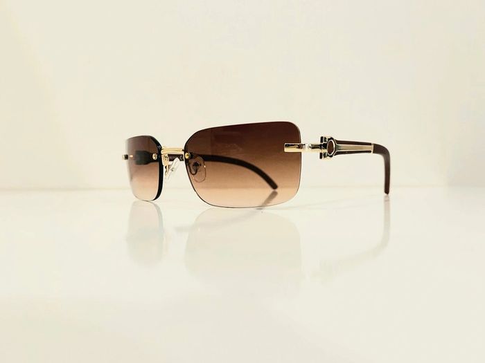Lunette de soleil mixte percée verres marron bras effet bois UV protection catégorie 3 - photo numéro 4