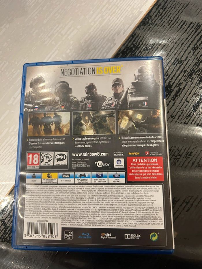 Jeu PS4 – Tom Clancy’s Rainbow Six Siege - photo numéro 4