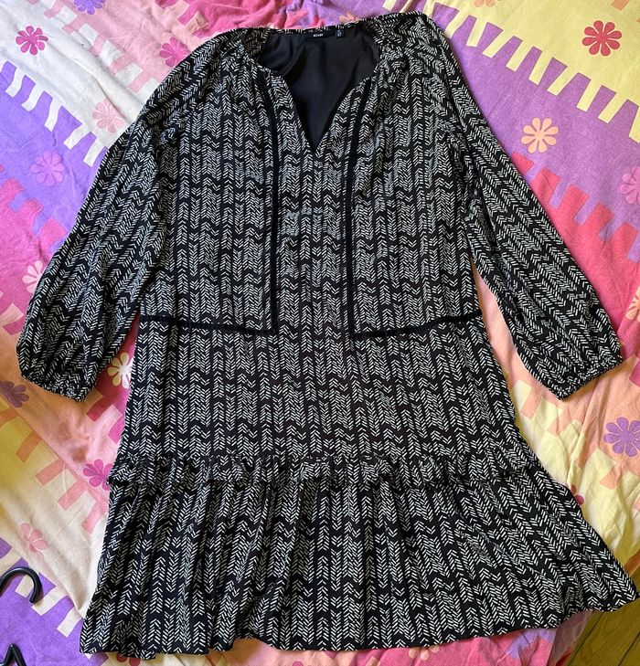 Robe noire et blanche Kiabi 42
