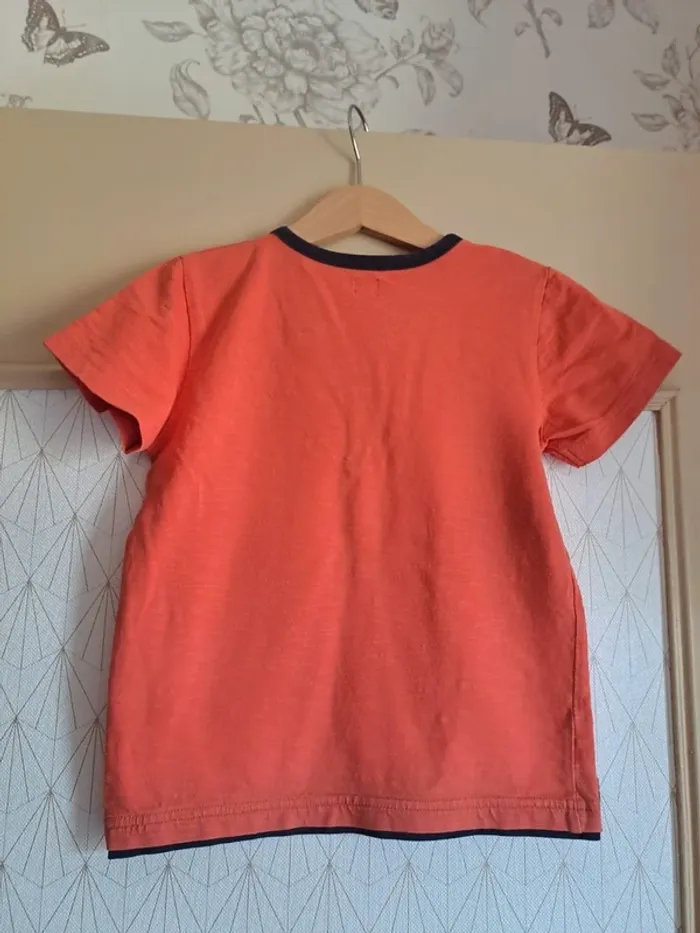 T-shirt garçon 5 ans terre de marins orange bleu comme neuf - photo numéro 4