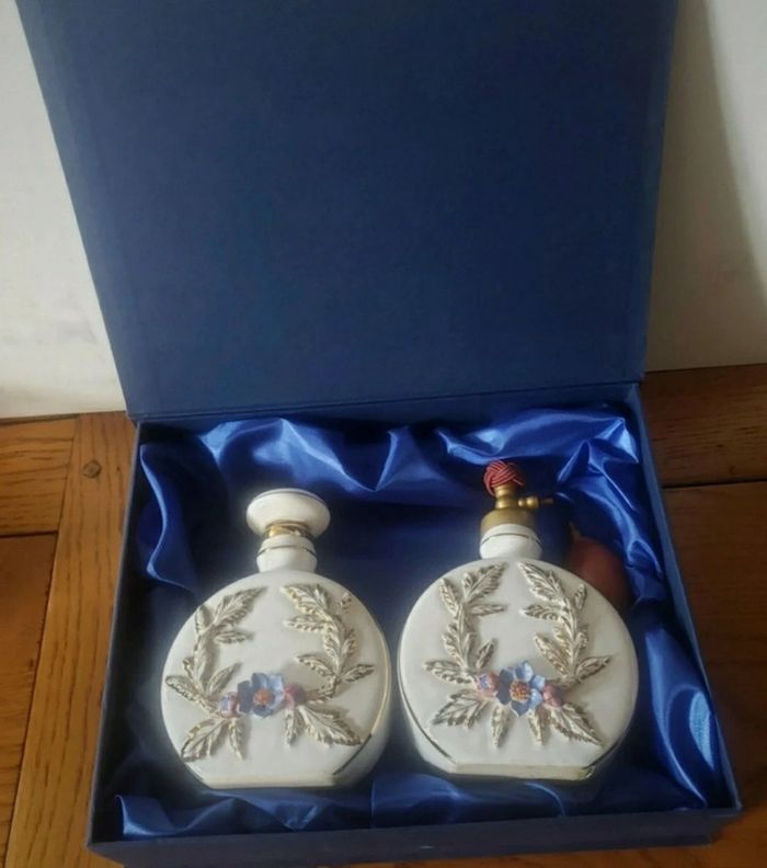 Coffret parfumerie ancien doré à l'or fin