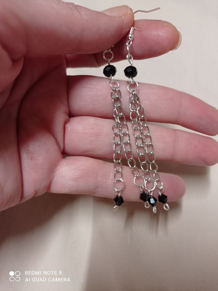 Boucles d'oreilles pendantes fait main neuf - photo numéro 1