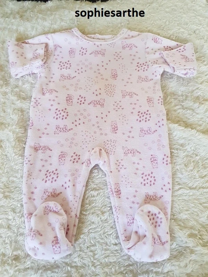 attention je vends à l'unité lot de 5 de pyjamas fille 3 mois velours - photo numéro 7