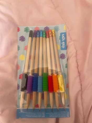 lot de crayons à papier