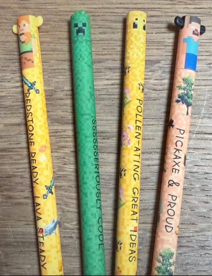 🖊️ Lot de 4 stylos effaçables  Minecraft - photo numéro 3