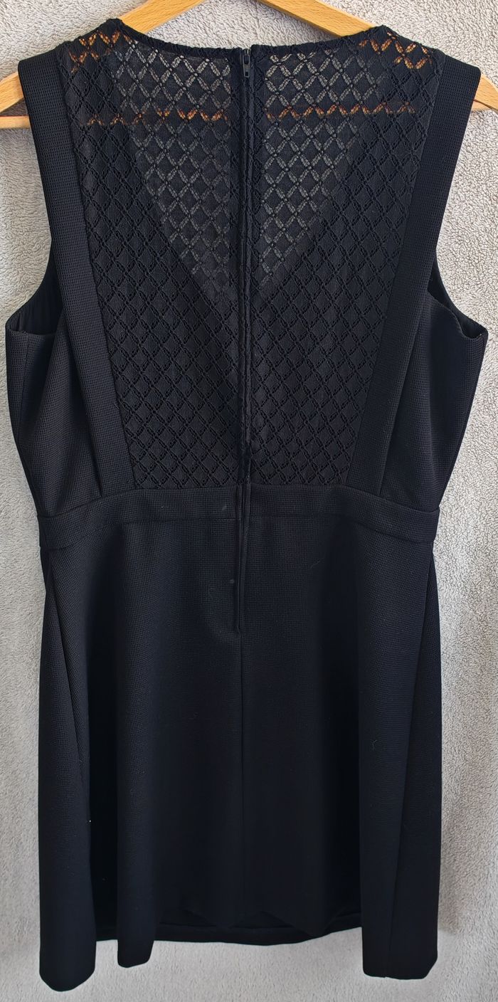Robe noir - photo numéro 4