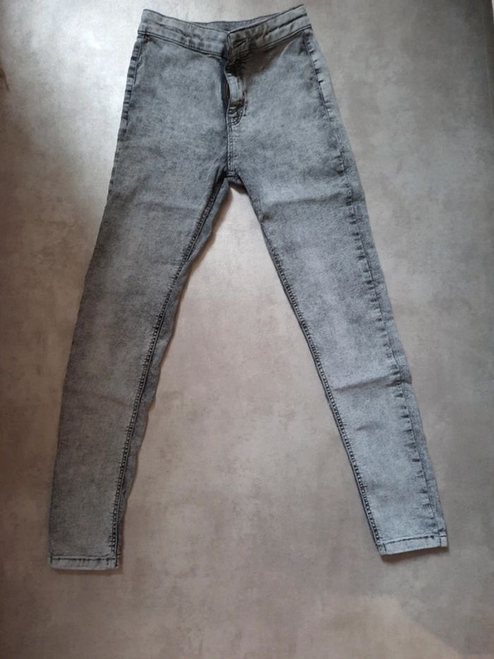 Jeans slim gris