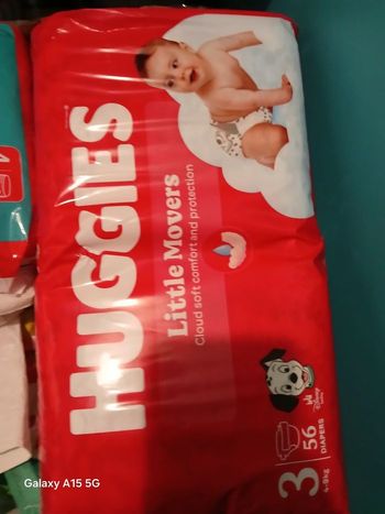 Couche Huggies little 3
