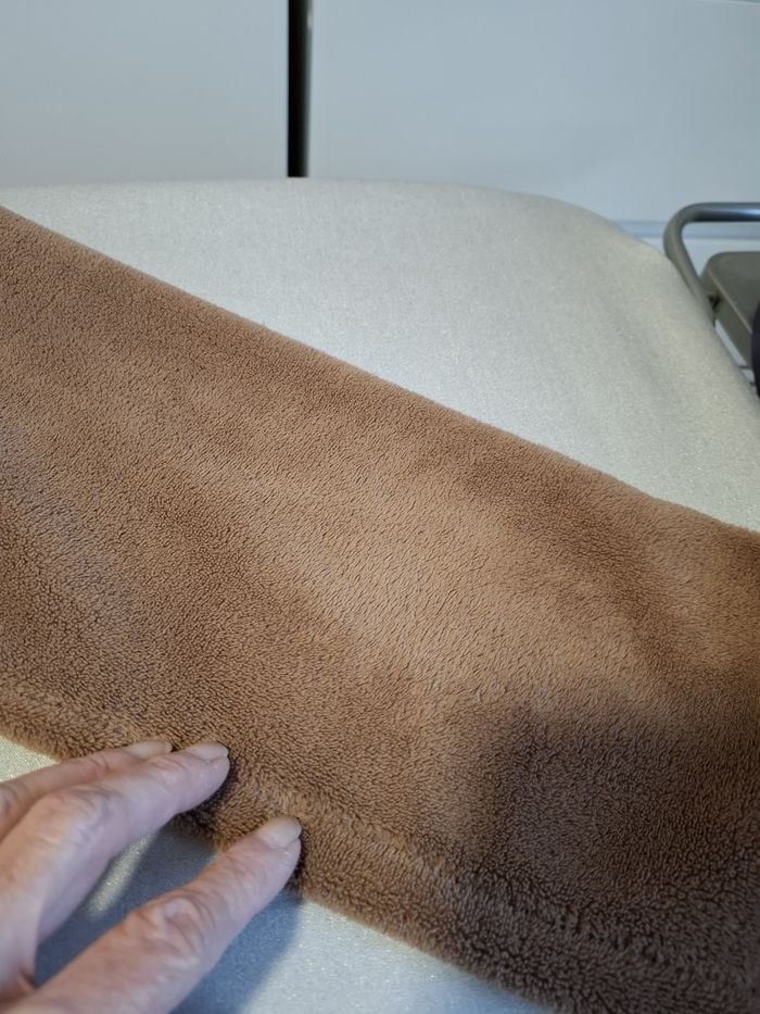 Joli peignoir polaire femme chaud XL marron clair très bon état - photo numéro 7