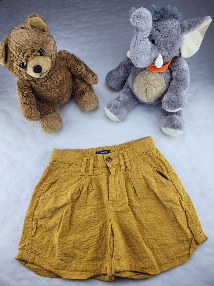 Short moutarde Okaïdi-style chino- taille 4ans - photo numéro 1