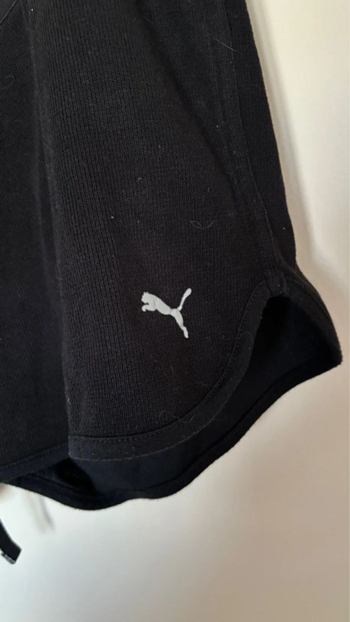 Short de sport, puma taille 44 en très bon état - photo numéro 2