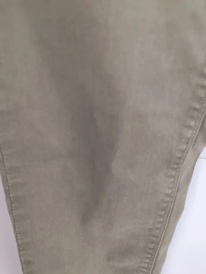 Pantalon skinny kaki femme T42 – coupe droite ajustée - photo numéro 5