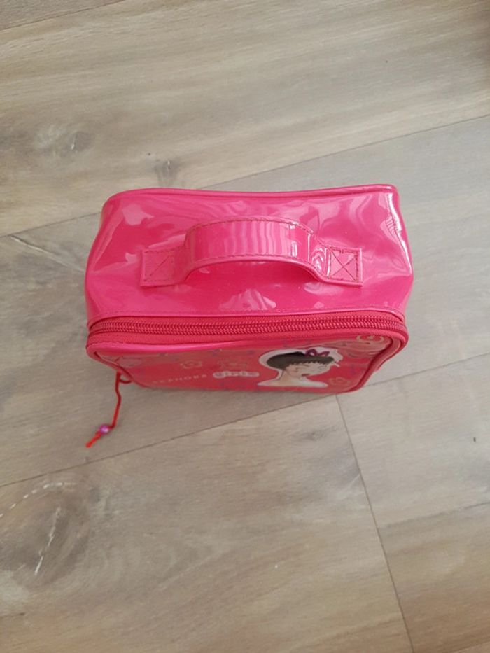 Trousse de toilette - photo numéro 2