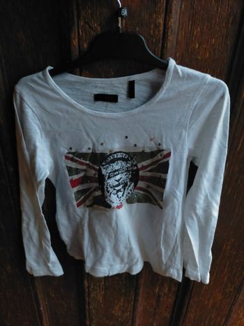 Ravissant tee shirt IKKs 4 ans