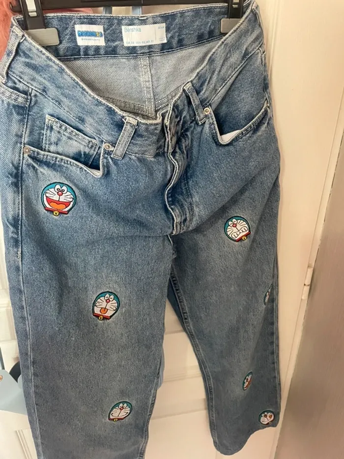 Ensemble doraemon bershka - photo numéro 4
