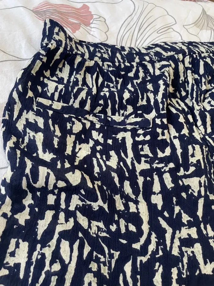 Short neuf - photo numéro 8