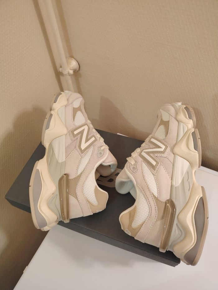 New Balance 9060 taille 39.5 - photo numéro 6
