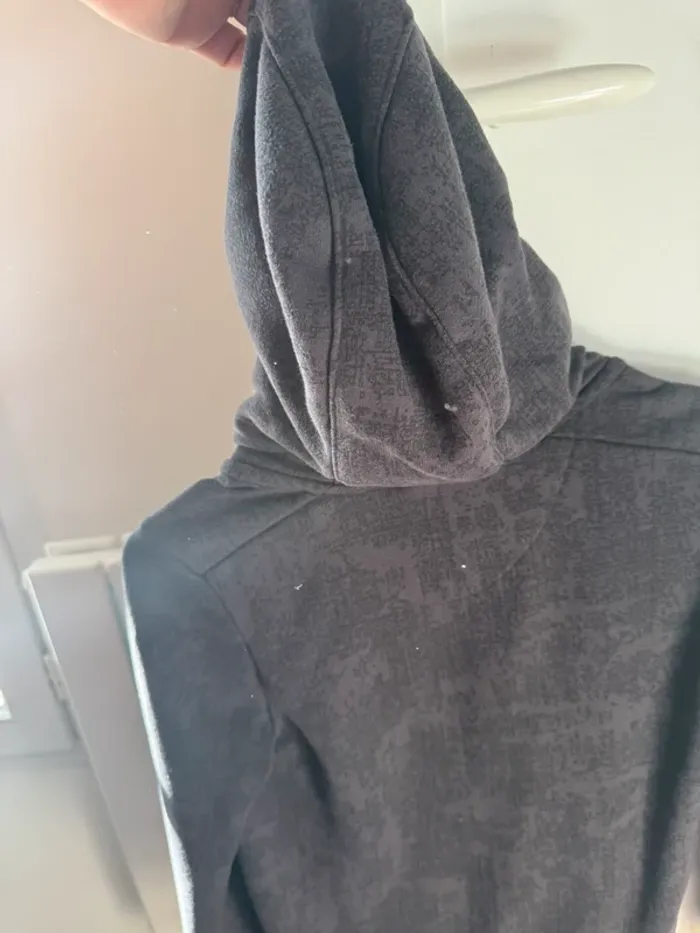 Gilet à capuche gris et rouge Adidas garçon 9/10 ans - photo numéro 12
